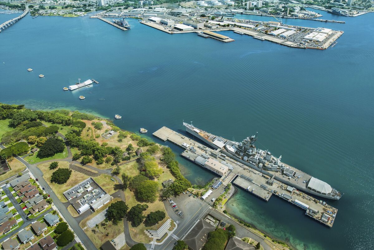 Photograph of Pearl Harbor Naval Shipyard